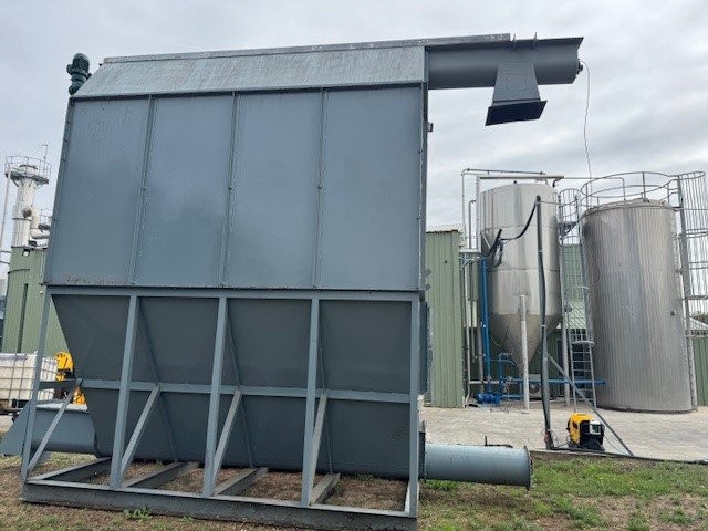 Bin Meal 30,000kg's 2.4m wide x 4.5m long x 6m high