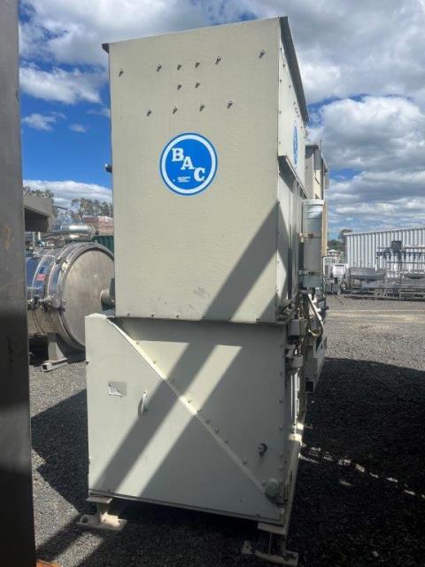 Condensor BAC  Model VXIS 18-3 1,8m W x 1,2m D x 2,8m High