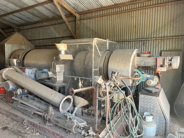 Dryer Keith Eng gas fired 4m long x 900mm dia