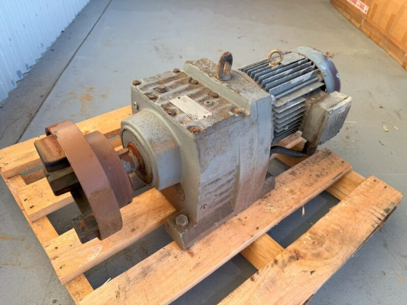 Motor Geared