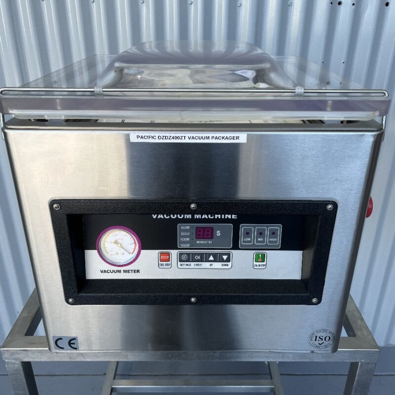 Vac Packer Pacific Bench Top 240 v 400mm seal bars