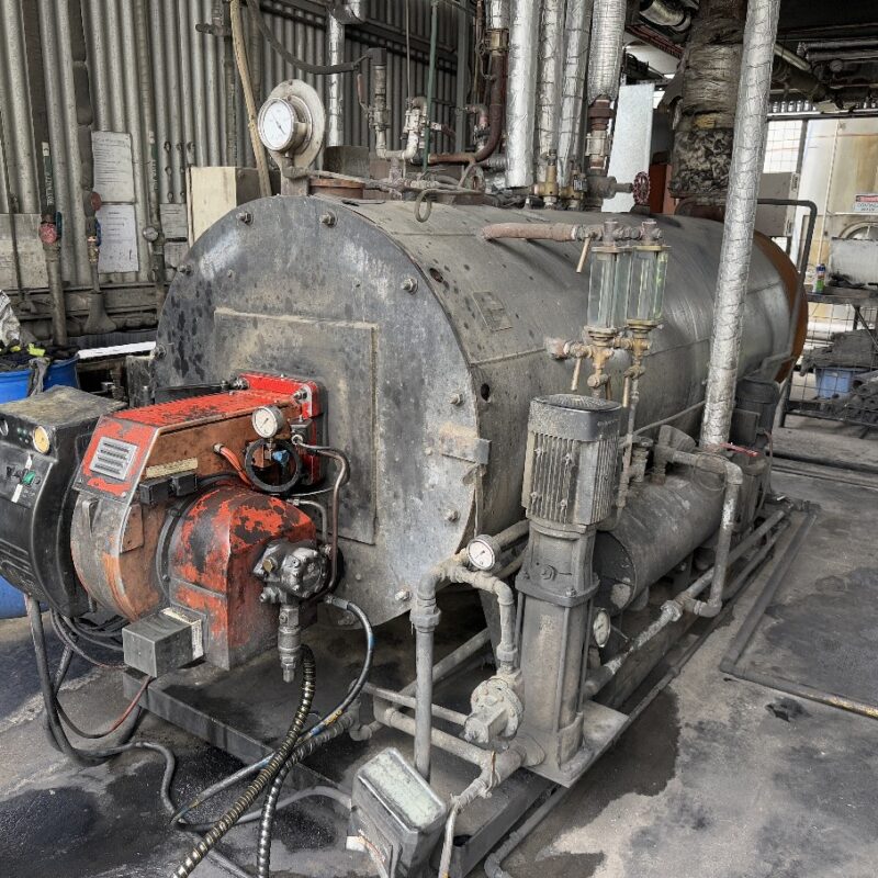 Boilers oil fired 750 Kw and 250 Kw