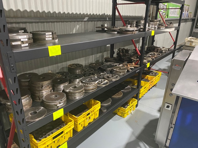 Mincer Plates & Knives Assorted