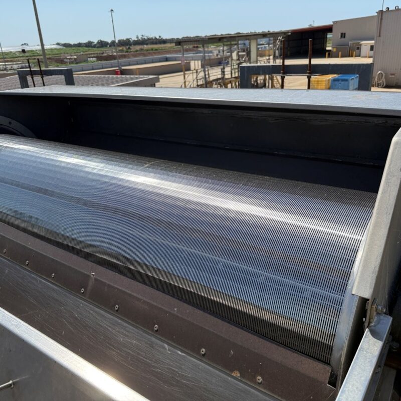 Screen Dewatering 2m long x 600mm Dia 2mm gap Stainless Steel