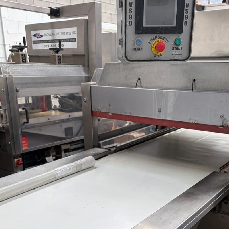 Cryovac VS90 vacuum packing machine and dip tank