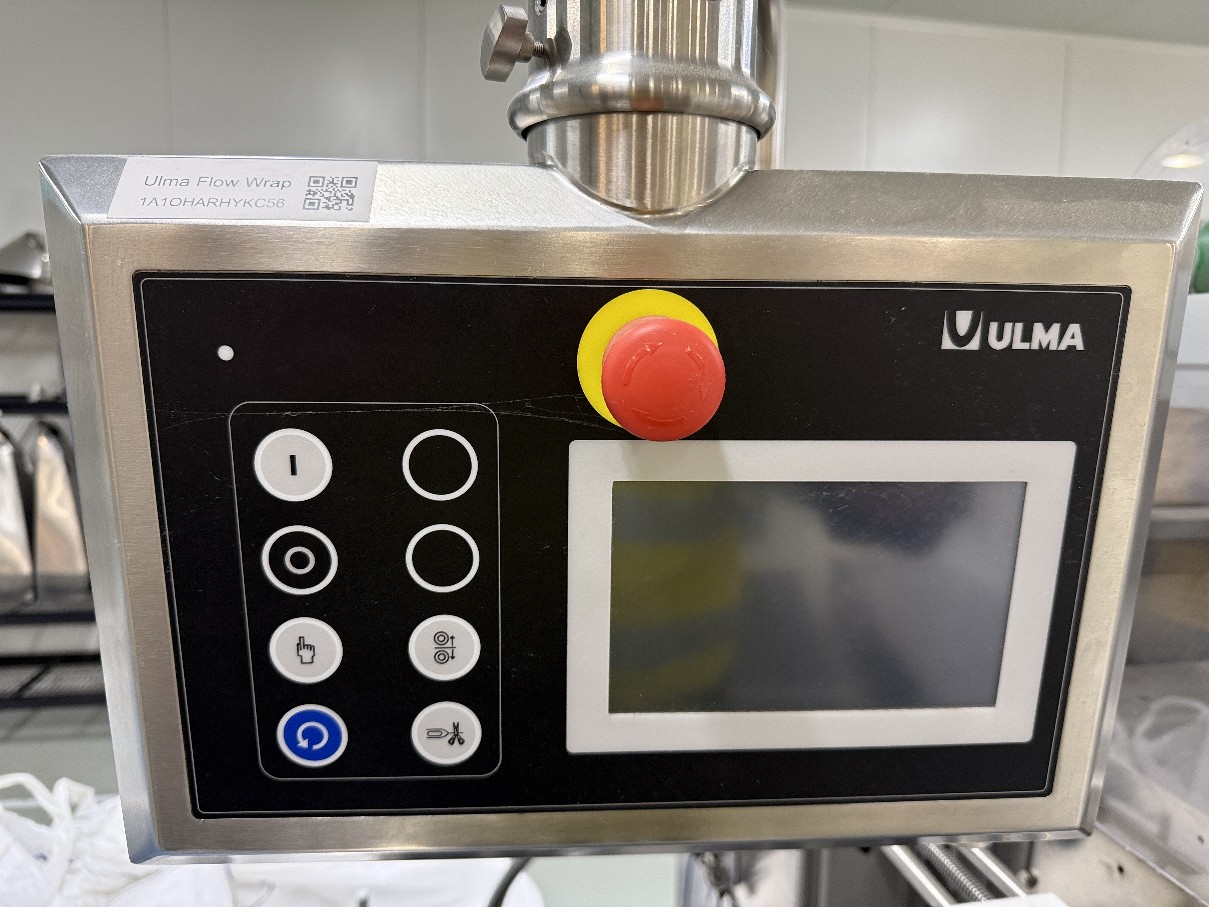 Flow Pack Wrapper Ulma Sienna LS SP BI with Shrink tunnel, Check weigher and metal detector - Image 4