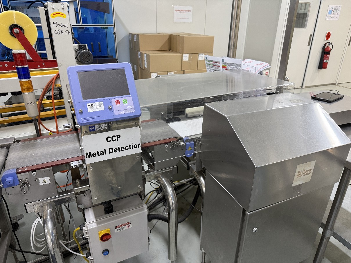 Flow Pack Wrapper Ulma Sienna LS SP BI with Shrink tunnel, Check weigher and metal detector - Image 6