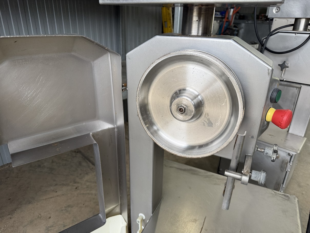 Bandsaw Bizerba Bench top 200mm throat SS 3 phase - Image 4