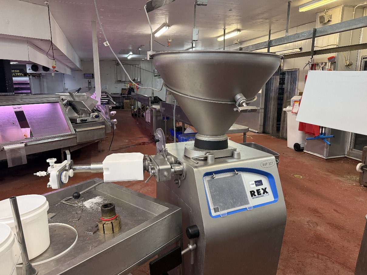 REX RVF 327 Vacuum Filler & Linker Year 2022